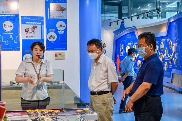 中國科協(xié)領(lǐng)導(dǎo)蒞臨南京科技館調(diào)研考察工作