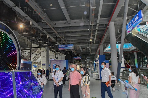 東莞科學(xué)館一行來(lái)我館考察