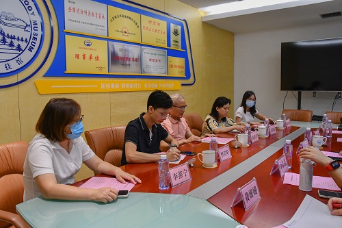 東莞科學(xué)館一行來(lái)我館考察