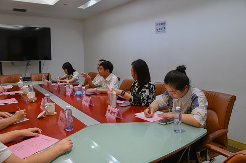 東莞科學(xué)館一行來(lái)我館考察