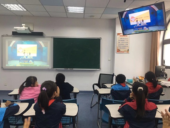 云端“秀”精彩  直播助“雙減”