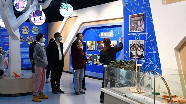 天津科學(xué)技術(shù)館來(lái)館交流參觀