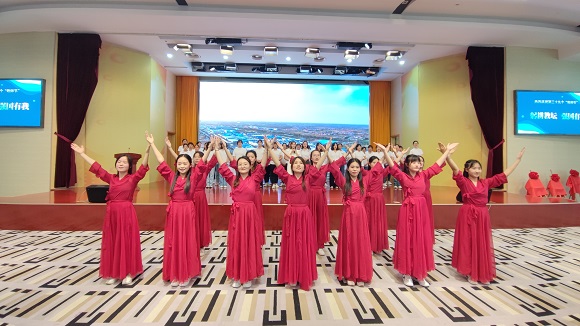 南京科技館與雨花臺(tái)區(qū)三所幼兒園館校合作簽約儀式暨慶祝第39個(gè)教師節(jié)主題活動(dòng)成功舉辦
