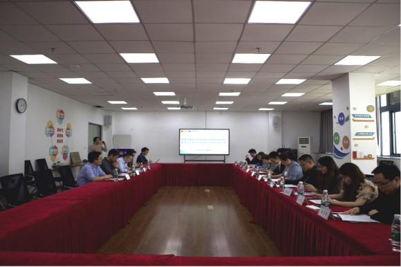 南京科技館助力愛心對半分可持續(xù)發(fā)展類公益活動(dòng)暨南京郵電大學(xué)學(xué)生社會(huì)實(shí)踐基地共建揭牌儀式