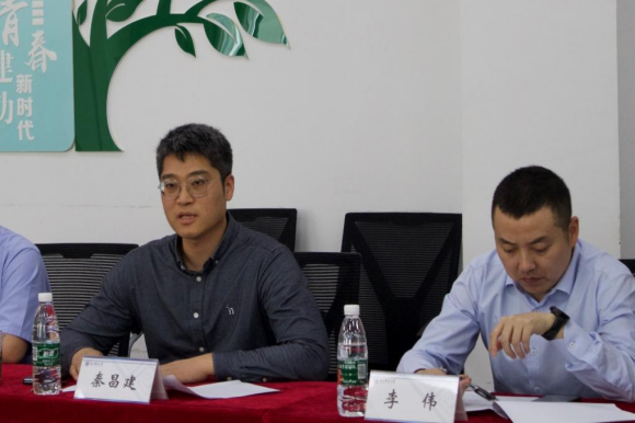 南京科技館助力愛心對半分可持續(xù)發(fā)展類公益活動(dòng)暨南京郵電大學(xué)學(xué)生社會(huì)實(shí)踐基地共建揭牌儀式