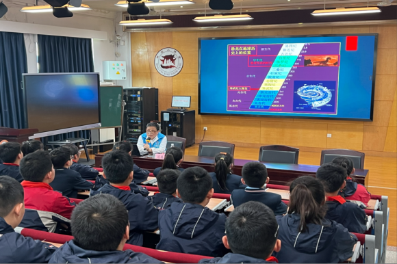 科普進(jìn)校園 閱讀助成長 ——南京科技館助力南京市浦口區(qū)橋林小學(xué)閱讀節(jié)活動