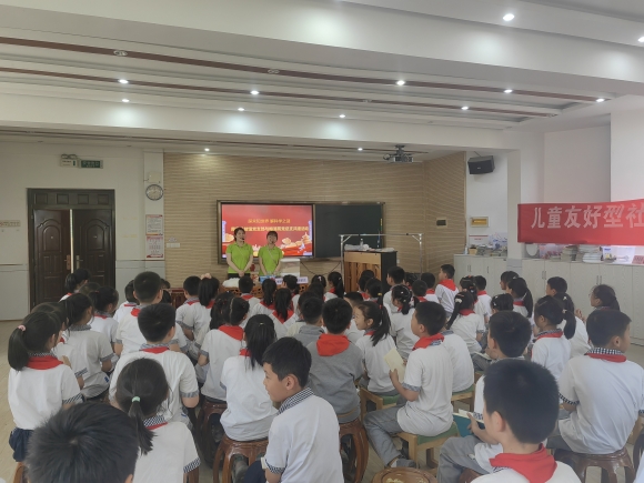 南京科技館走進(jìn)梅山小學(xué)，科普活動(dòng)點(diǎn)亮少年科學(xué)夢(mèng)想