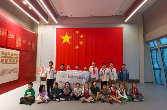 “國(guó)慶憲章·小小法官夢(mèng)”親子法治探索日活動(dòng)圓滿落幕