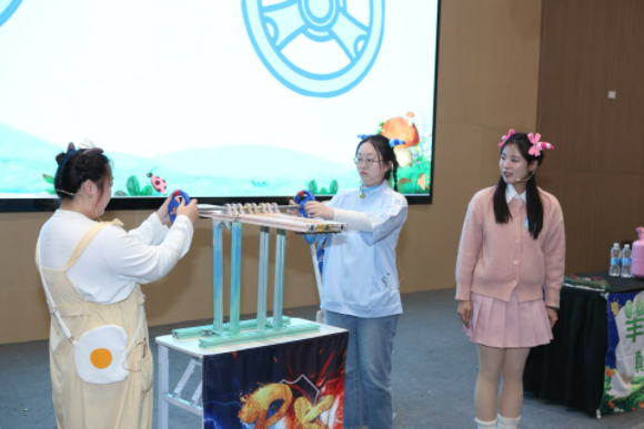 喜報(bào)！南京科技館首次在全國(guó)科學(xué)實(shí)驗(yàn)展演匯演中斬獲佳績(jī)