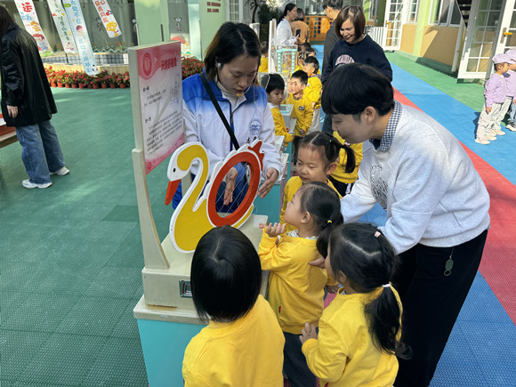 科普零距離 點(diǎn)亮科學(xué)夢(mèng) ——科普大篷車11月活動(dòng)回顧