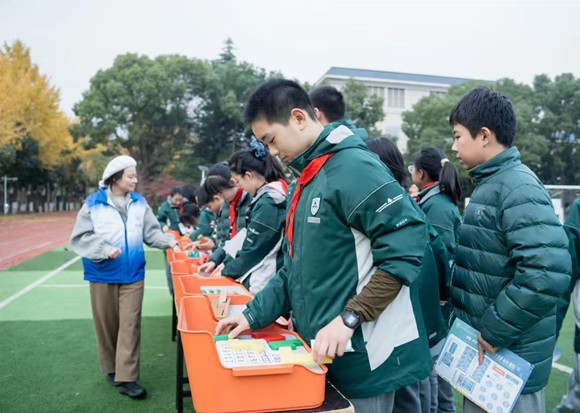 科普零距離 點(diǎn)亮科學(xué)夢(mèng) ——科普大篷車12月活動(dòng)回顧