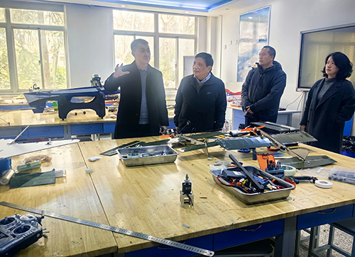 走訪校園 推動科普資源共建共享 ——南京科普教育基地應(yīng)用協(xié)會理事長團隊調(diào)研活動