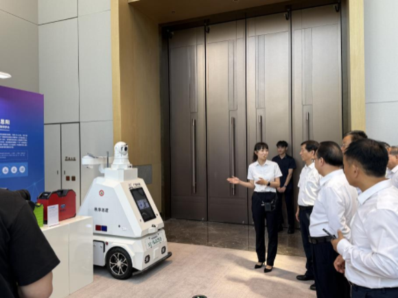 我館助力江蘇省歐美同學(xué)會(huì)留學(xué)報(bào)國(guó)成果展成功舉辦