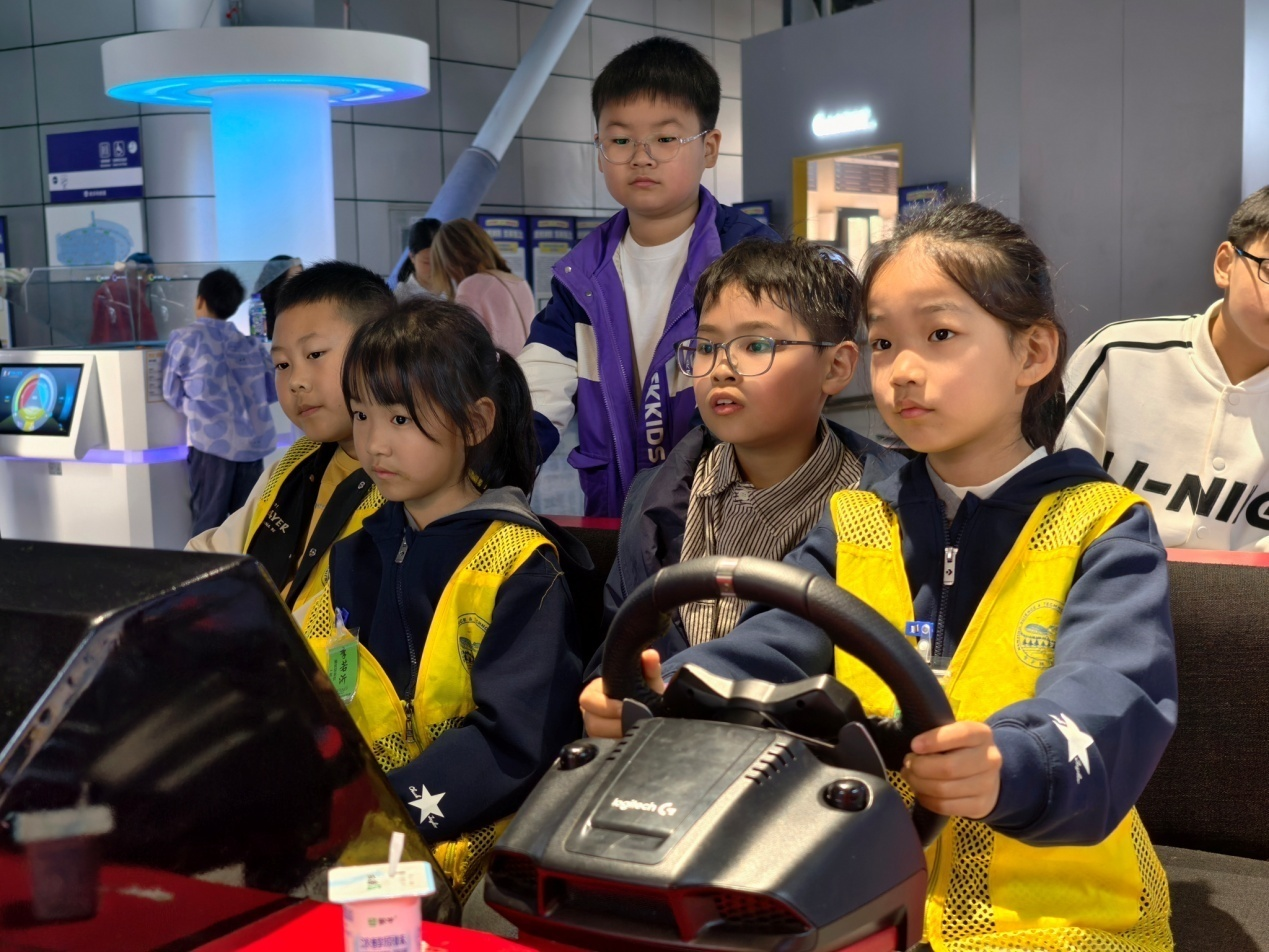 創(chuàng)客流新高！南京科技館“春假+清明”科普熱力拉滿